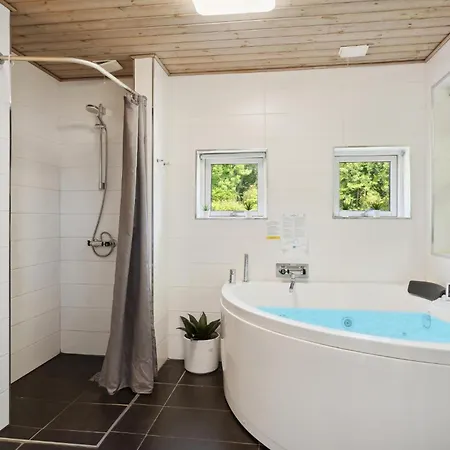 3 Bedroom In Sjolund