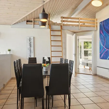 3 Bedroom In * Sjolund