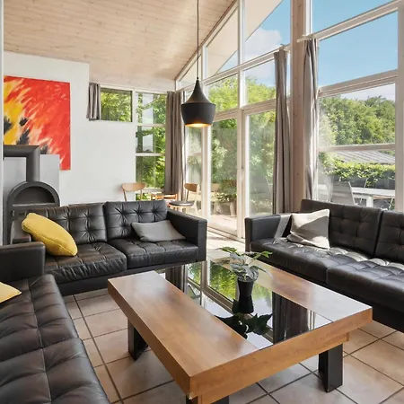 Vakantiehuis 3 Bedroom In *