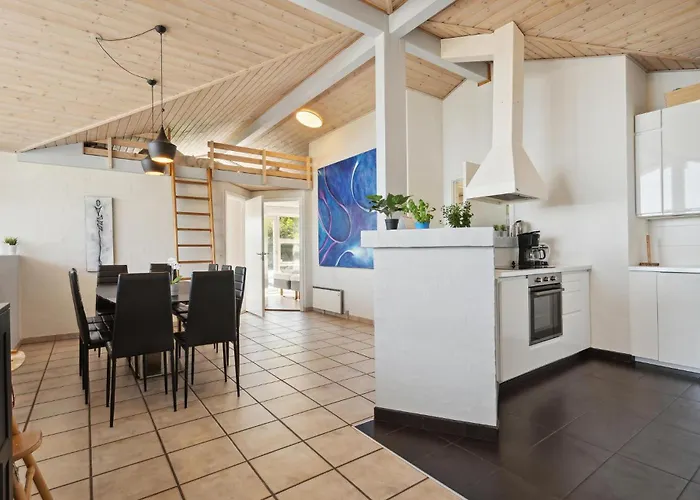 3 Bedroom In Dom wakacyjny Sjolund